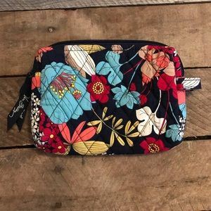 Vera Bradley large makeup bag